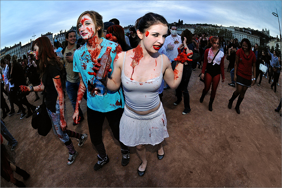 Prirent possession du centre-ville,